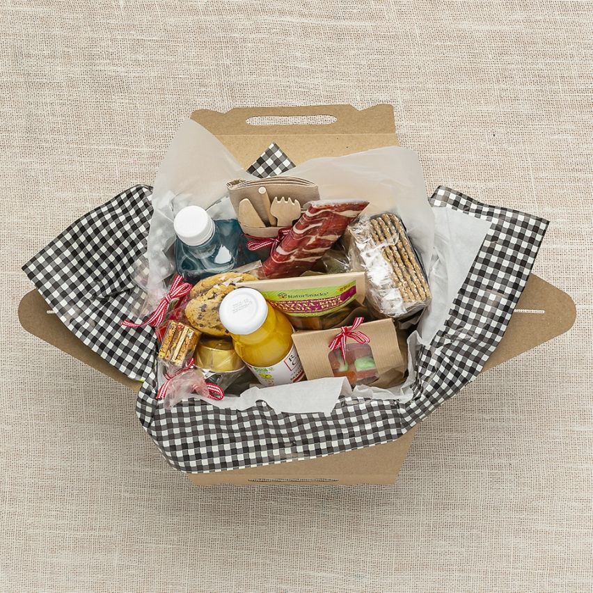 Desayuno 3 con Auara , Zumo Ecológico y Espiga Blanca