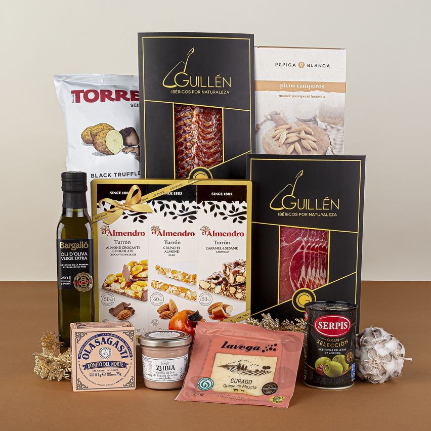Lote Gourmet Grastronomico con Loncheado Ibérico y Productos Premium