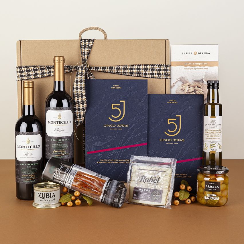 Lote de Navidad Ibérico Premium con Paleta de Bellota Cinco Jotas