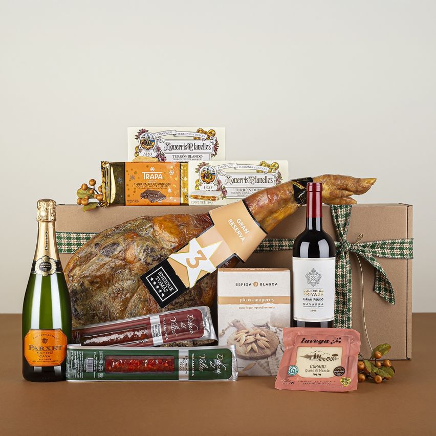 Lote de Navidad con Paleta Gran Reserva Enrique Tomás, Cava y Turrones