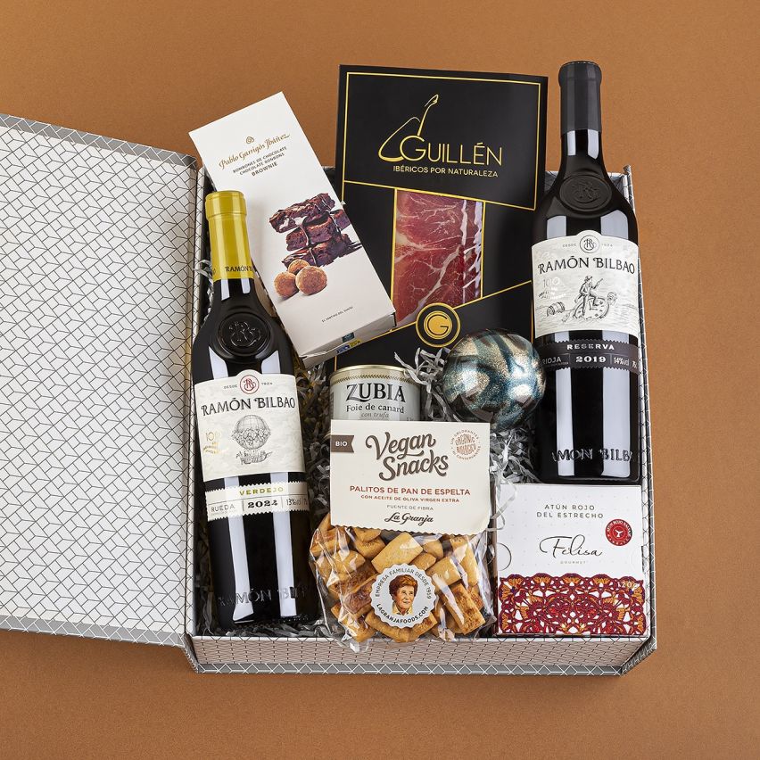 Delibox 4 Regalo Gourmet con Ramón Bilbao, Foie y Ibéricos